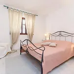 Sandra Апартаменты