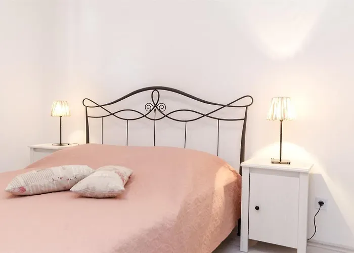 Апартаменты Sandra